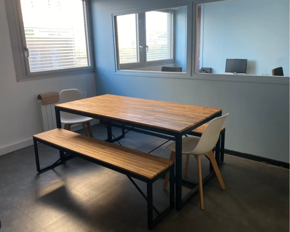 Bureau privé - 76100 - 3 postes - 350€