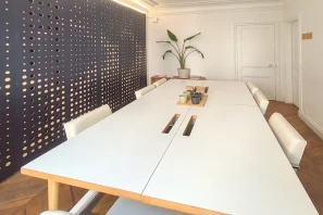 Open Space - 75008 - 4 postes - 400€