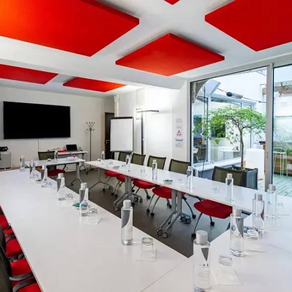 Bureau privé 12 m² 3 postes Coworking Rue du Helder Paris 75009 - photo 1