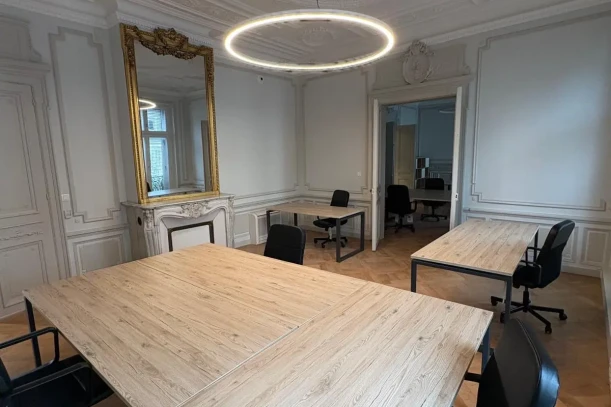 Bureau privé - 67000 - 4 postes - 1160€