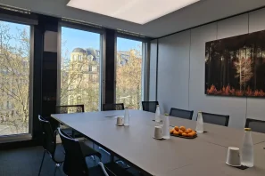 Bureau privé - 75008 - 4 postes - 1800€