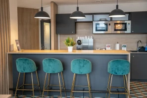 Open Space - 59800 - 32 postes - 12029€