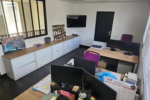 Bureau privé - 93100 - 4 postes - 1000€