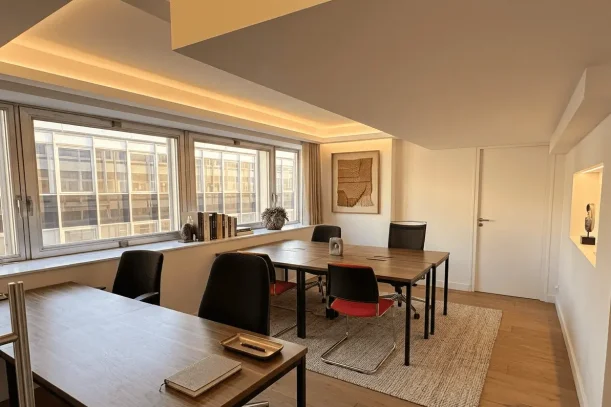 Bureau privé - 92400 - 4 postes - 1400€