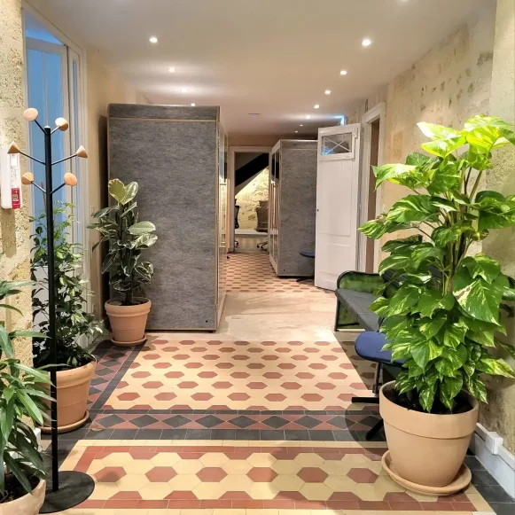 Espace indépendant 150 m² 42 postes Coworking Rue Thiac Bordeaux 33000 - photo 7