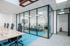 Espace indépendant - 75010 - 56 postes - 39200€