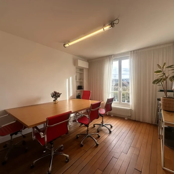 Bureau privé 13 m² 4 postes Coworking Avenue du Mesnil Saint-Maur-des-Fossés 94210 - photo 7