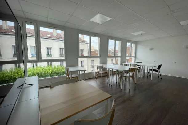 Bureau privé - 94200 - 10 postes - 3750€