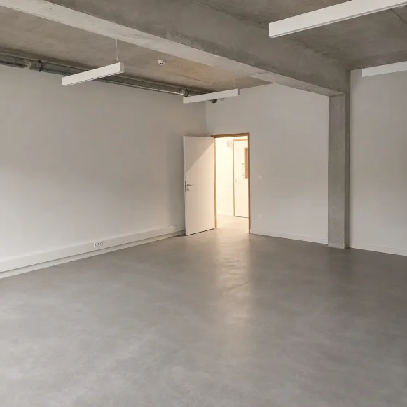 Bureau privé 41 m² 6 postes Coworking Passage de l'Internationale Lille 59800 - photo 3
