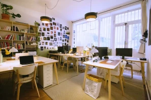 Espace indépendant - 75010 - 18 postes - 8280€