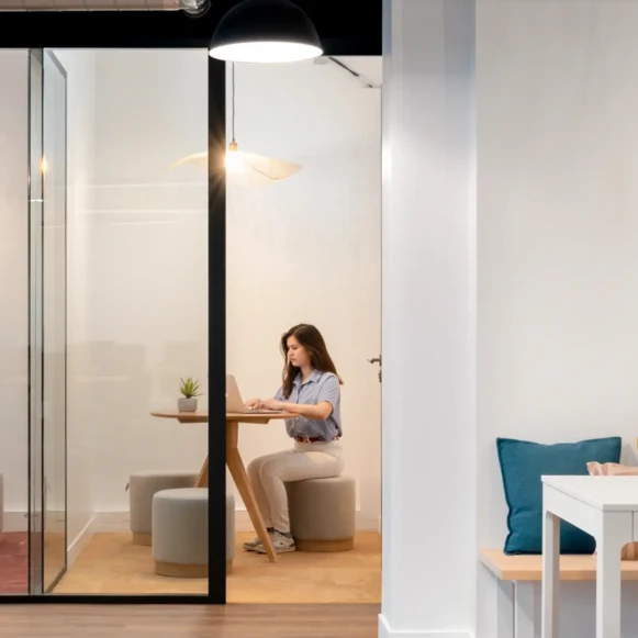 Espace indépendant 210 m² 32 postes Location bureau Rue Richer Paris 75009 - photo 9