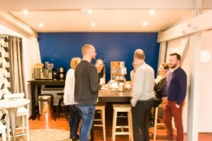 Open Space - 59100 - 15 postes - 180€