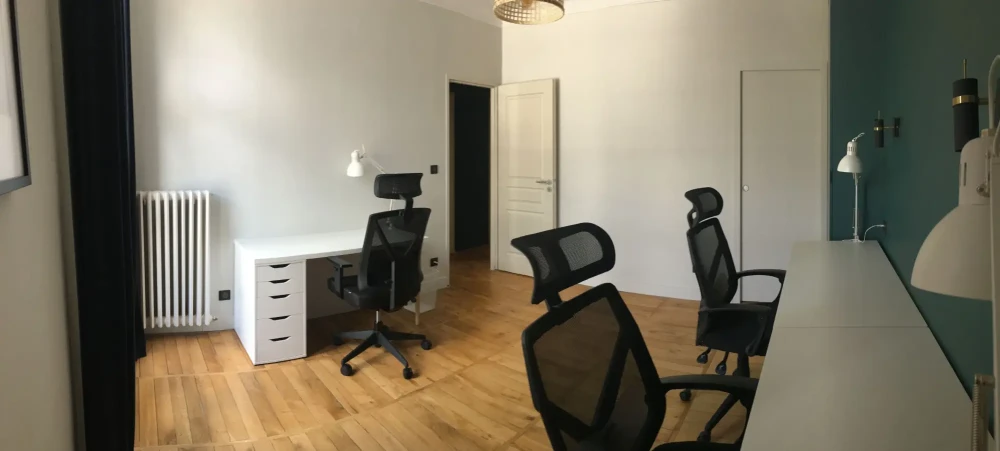 Bureau privé - 37000 - 3 postes - 600€