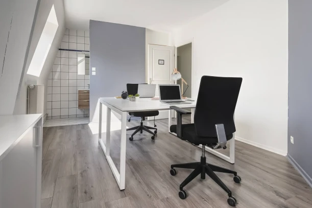 Bureau privé - 59700 - 2 postes - 1186€