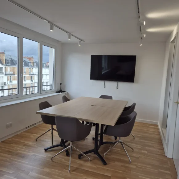 Bureau privé 12 m² 3 postes Location bureau Rue Alfred Roll Paris 75017 - photo 5