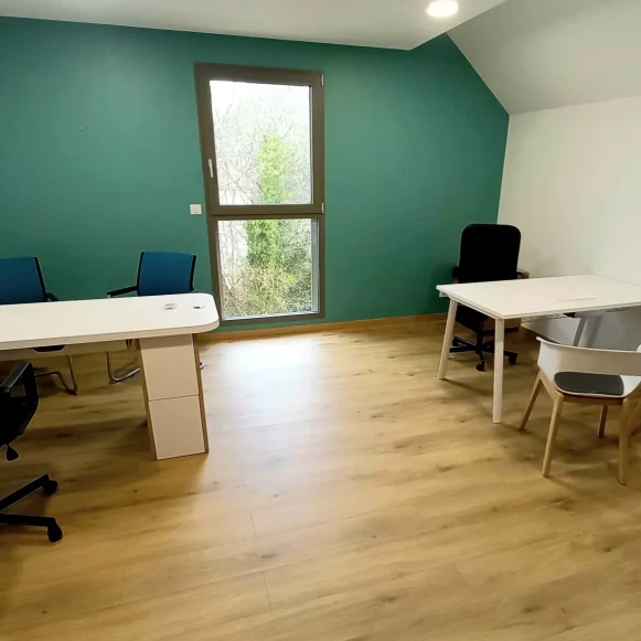 Bureau privé 20 m² 3 postes Location bureau Rue du Vieux Port Véretz 37270 - photo 3