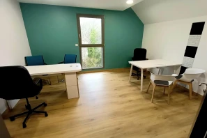 Bureau privé - 37270 - 3 postes - 550€