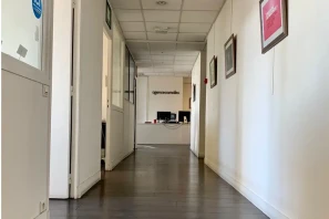 Bureau privé - 75011 - 2 postes - 640€