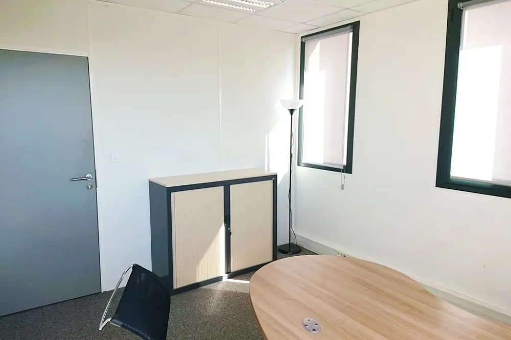 Bureau privé - 44570 - 1 poste - 580€