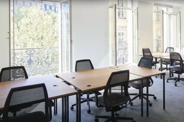 Bureau privé - 75008 - 6 postes - 5160€