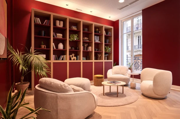 Bureau privé - 75008 - 6 postes - 5460€