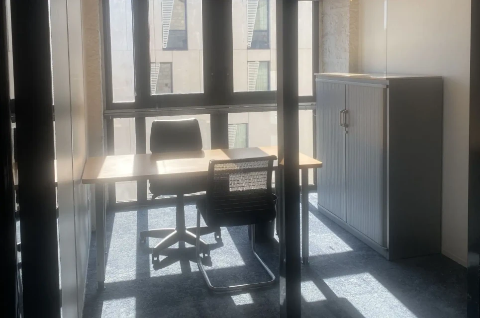 Bureaux and Co - Les Docks