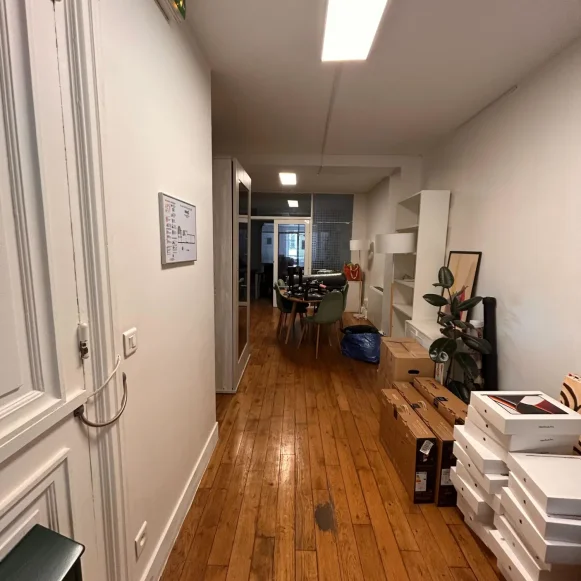 Espace indépendant 72 m² 15 postes Location bureau Boulevard de Sébastopol Paris 75003 - photo 7