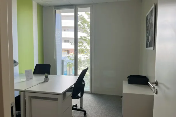 Bureau privé - 44000 - 4 postes - 1520€