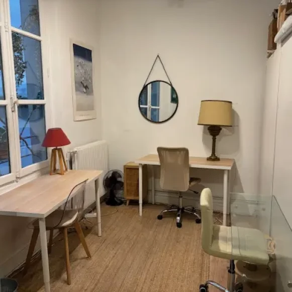 Open Space  1 poste Location bureau Rue de Montmorency Paris 75003 - photo 2