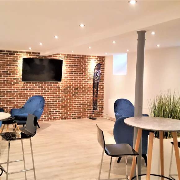 Bureau privé 10 m² 2 postes Location bureau Quai Jacques-Sturm Strasbourg 67000 - photo 4