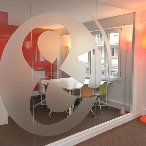 Bureau privé 85 m² 10 postes Location bureau Rue d'Armenonville Neuilly-sur-Seine 92200 - photo 5