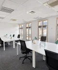 Bureau privé - 75010 - 2 postes - 883€