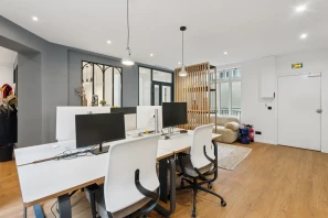 Espace indépendant - 75010 - 18 postes - 11000€