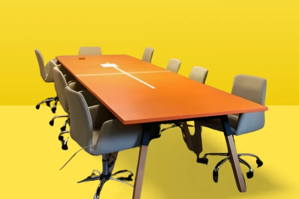 Open Space - 33000 - 10 postes - 200€