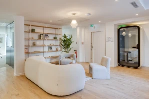 Espace indépendant - 75008 - 48 postes - 40800€