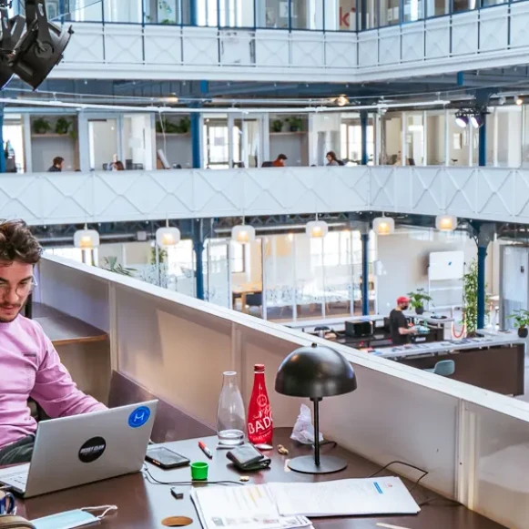 Open Space  5 postes Location bureau Rue Fondaudège Bordeaux 33000 - photo 2