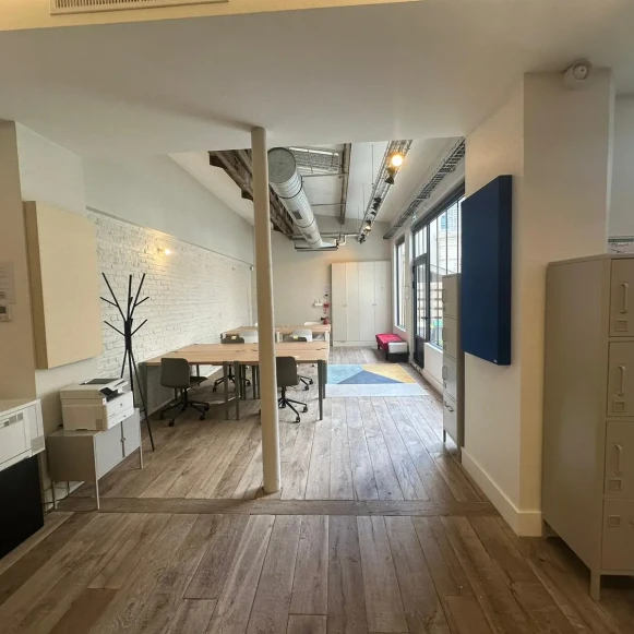 Espace indépendant 270 m² 40 postes Location bureau Rue Lucien Sampaix Paris 75010 - photo 8
