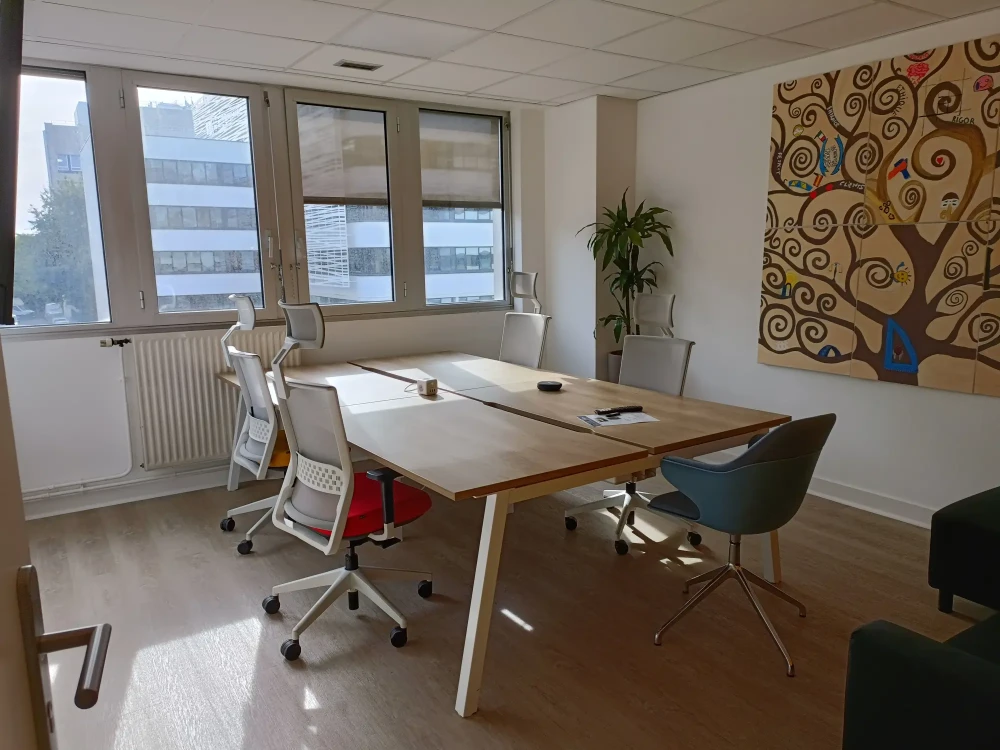 Bureau privé - 37000 - 4 postes - 650€