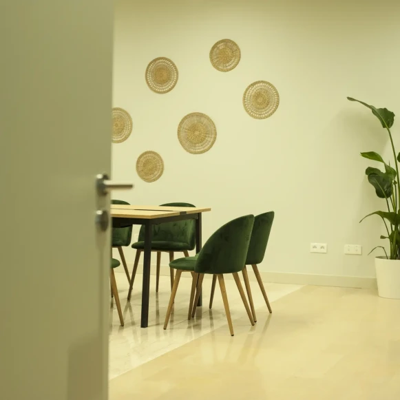 Bureau privé 15 m² 2 postes Coworking Rue du Faubourg-de-Pierre Strasbourg 67000 - photo 6