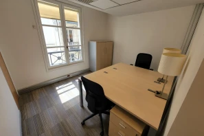 Bureau privé - 75001 - 2 postes - 1990€