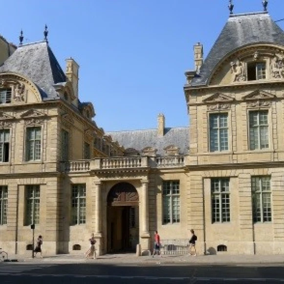 Bureau privé 24 m² 3 postes Coworking Rue Saint-Antoine Paris 75004 - photo 13