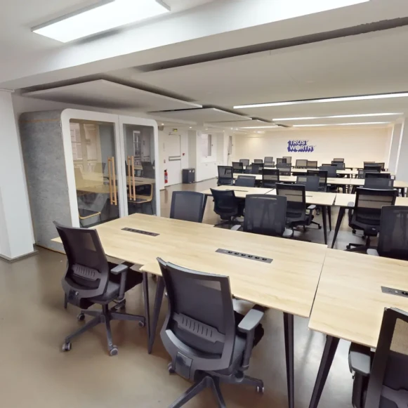 Bureau privé 190 m² 32 postes Coworking Rue de la Victoire Paris 75009 - photo 5