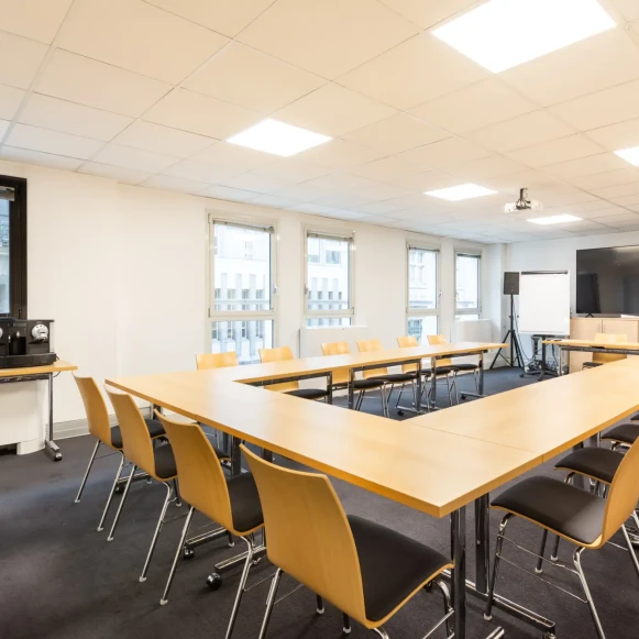 Bureau privé 14 m² 3 postes Coworking Rue des Petits Hôtels Paris 75010 - photo 11