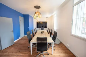 Bureau privé - 33000 - 5 postes - 950€
