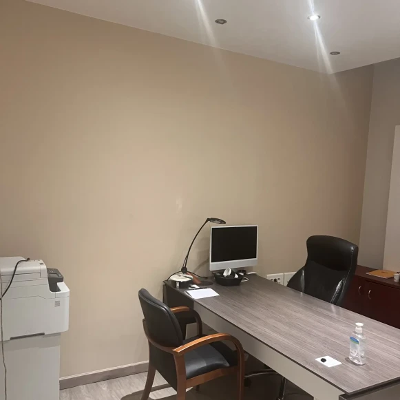 Espace indépendant 85 m² 15 postes Location bureau Rue des Colonels Renard Paris 75017 - photo 3