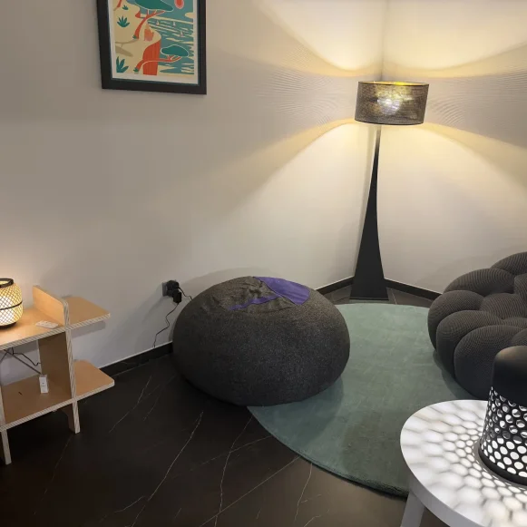 Bureau privé 21 m² 3 postes Location bureau Rue de Pinconlieu Beauvais 60000 - photo 7