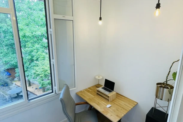 Bureau privé - 33000 - 1 poste - 450€