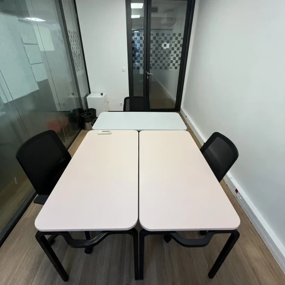 Bureau privé 13 m² 3 postes Location bureau Rue de la Chaussée d'Antin Paris 75009 - photo 5