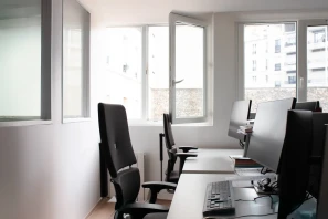 Espace indépendant - 75011 - 8 postes - 6000€