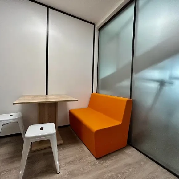 Bureau privé 32 m² 8 postes Coworking Rue de Créqui Lyon 69007 - photo 2